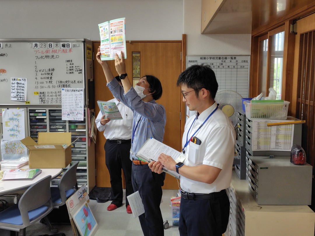 学校事業説明会（城端小）